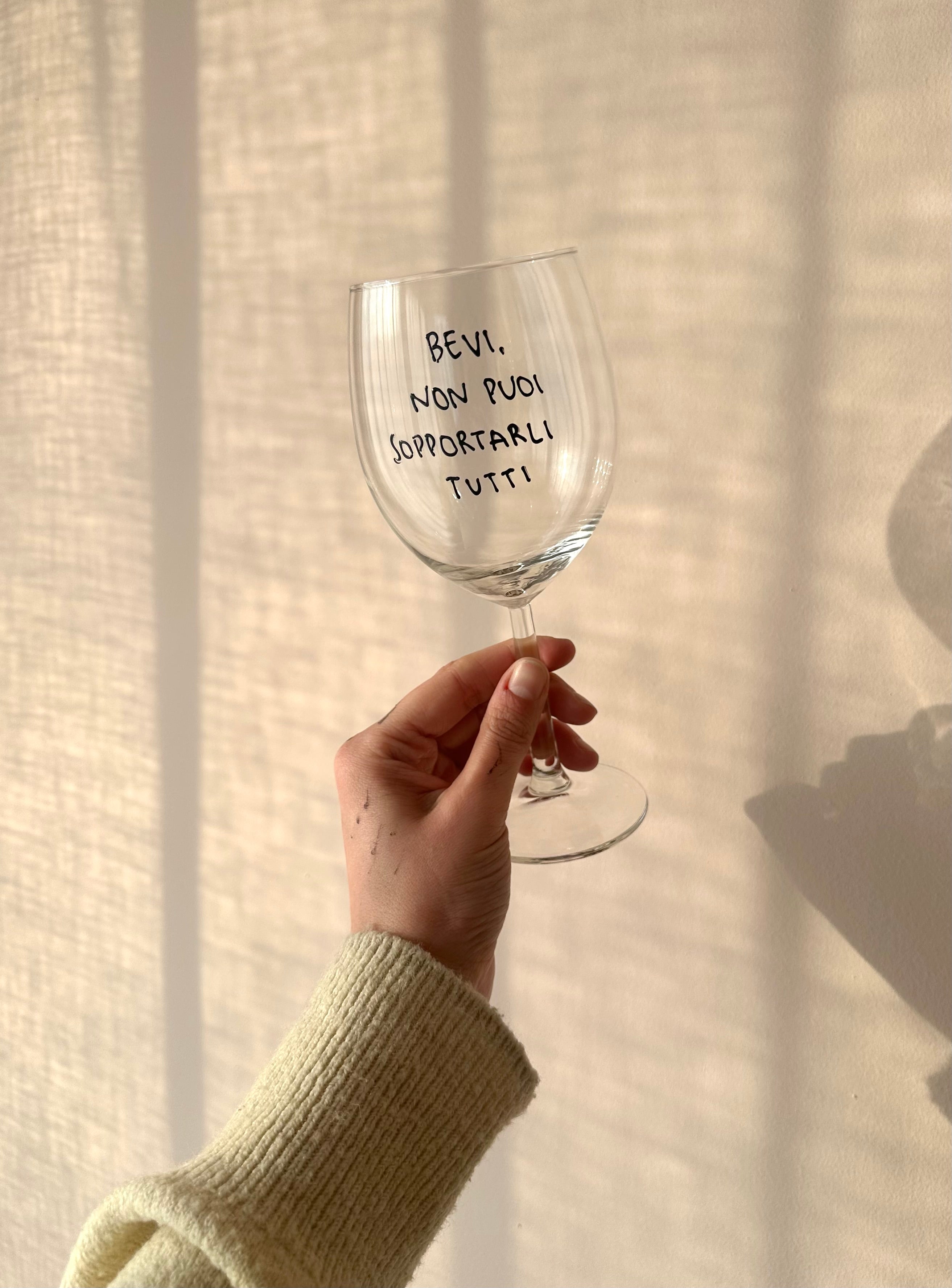 Bevi, non puoi sopportarli tutti