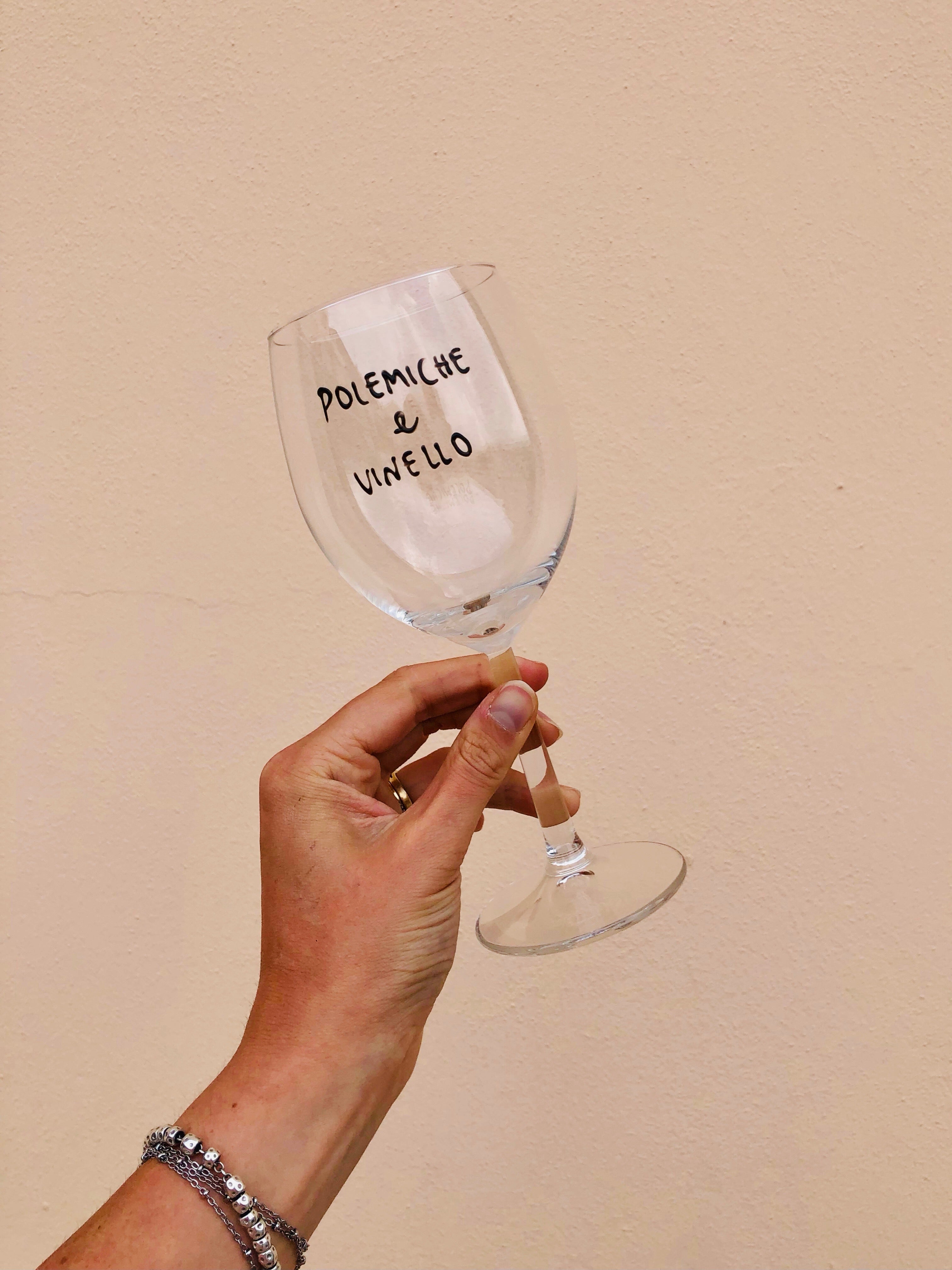 Polemiche e vinello